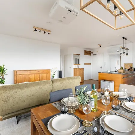 Edler Wohnraum Panoramablick 3 Sz Boxspringbetten, E-ladestation, Kaffeevollautomat, Klima, Lift, Terrasse & 2xtg Apartmán *