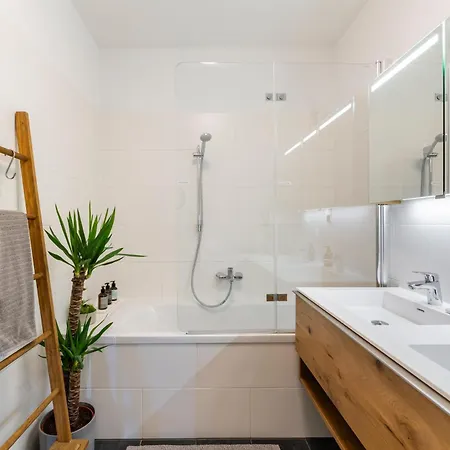 Apartmán Edler Wohnraum Panoramablick 3 Sz Boxspringbetten, E-ladestation, Kaffeevollautomat, Klima, Lift, Terrasse & 2xtg *