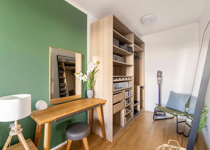 Edler Wohnraum Panoramablick 3 Sz Boxspringbetten, E-ladestation, Kaffeevollautomat, Klima, Lift, Terrasse & 2xtg Appartement Graz