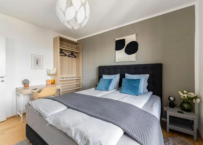 Edler Wohnraum Panoramablick 3 Sz Boxspringbetten, E-ladestation, Kaffeevollautomat, Klima, Lift, Terrasse & 2xtg